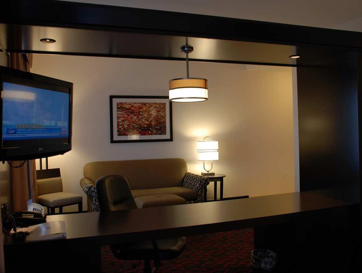 Hampton Inn & Suites By Hilton Летбридж Экстерьер фото