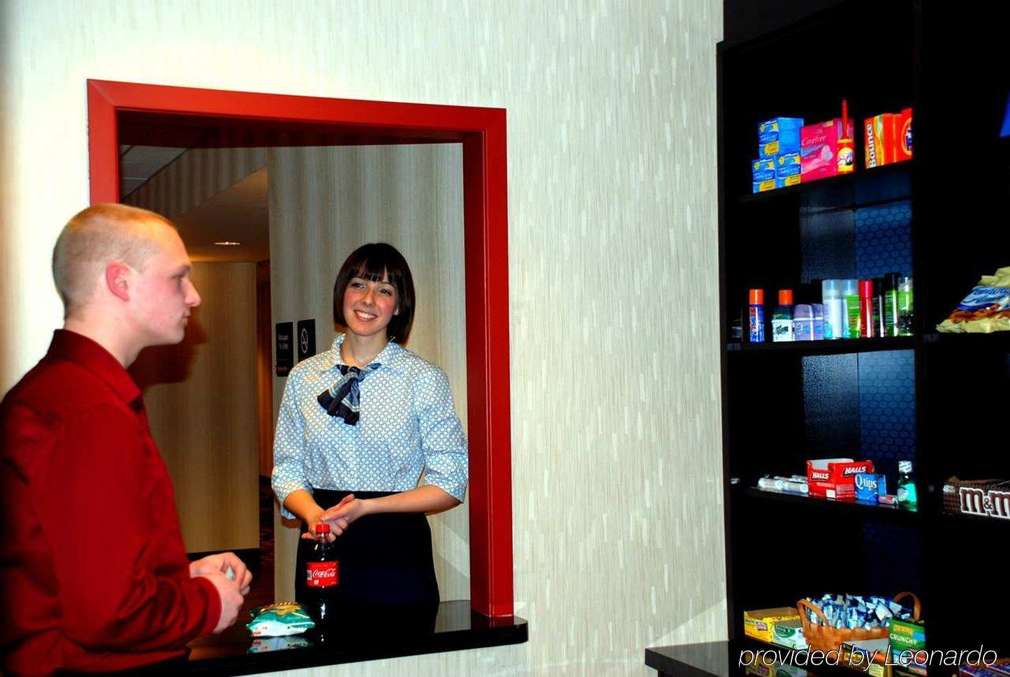 Hampton Inn & Suites By Hilton Летбридж Удобства фото