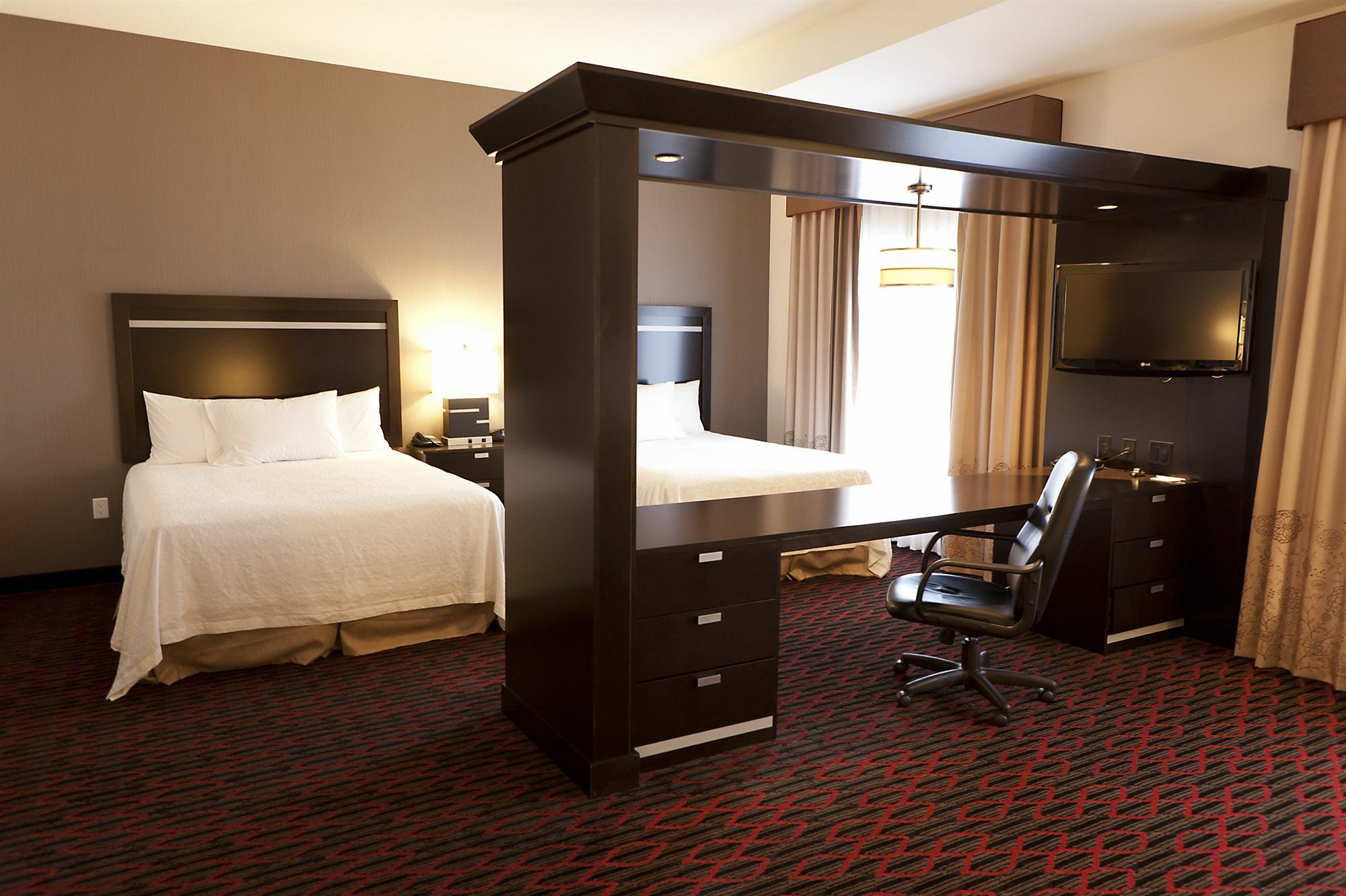 Hampton Inn & Suites By Hilton Летбридж Экстерьер фото