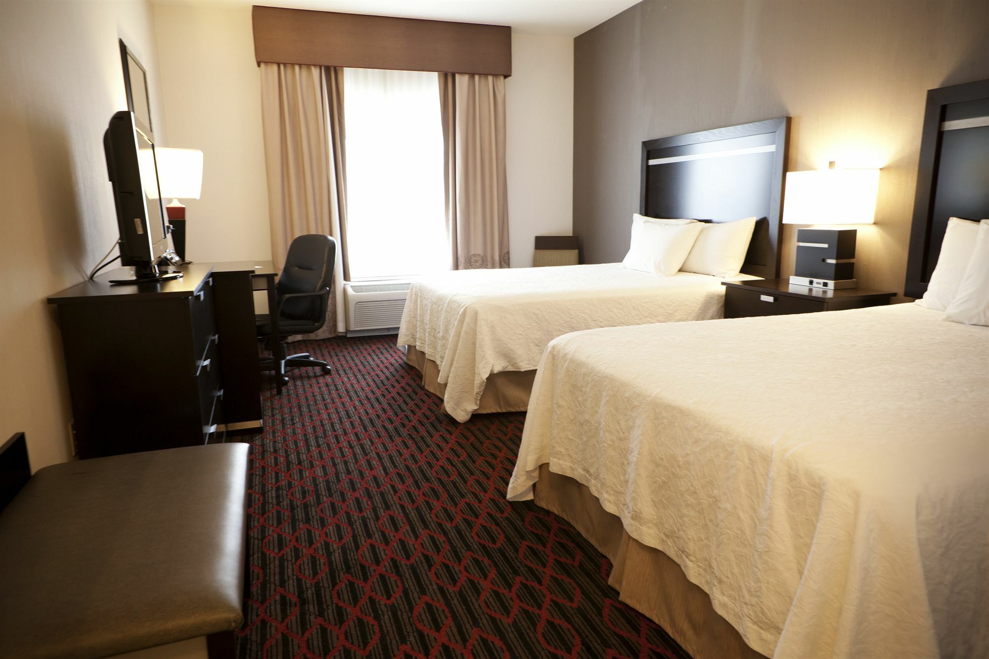 Hampton Inn & Suites By Hilton Летбридж Экстерьер фото